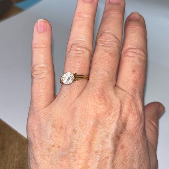 10kt YG double strand band CZ large solitaire diamond Sz 8 - Picture 7 of 10